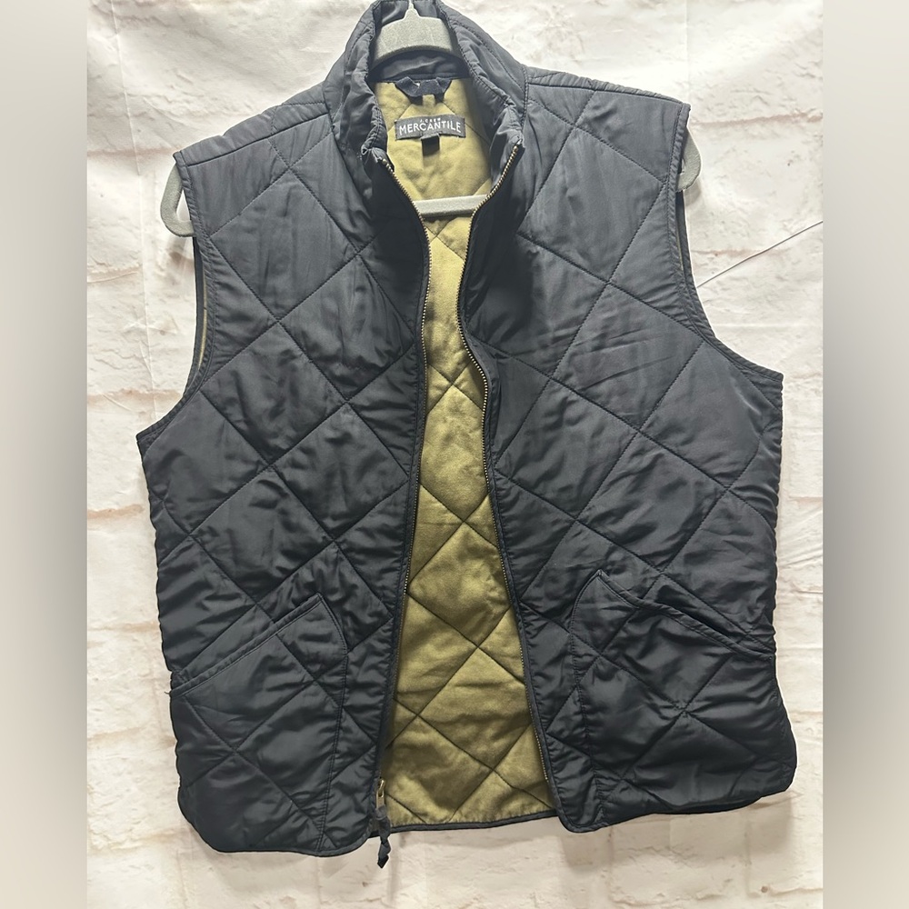 J CREW Vest Mens Small Black Walker Quilted Full Zip Authentic Outerwear.. small